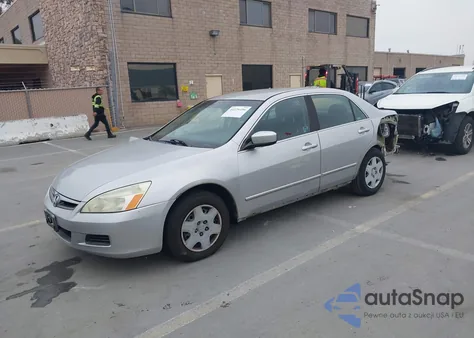 2006 Honda Accord 2.4 Lx z USA, uszkodzony, nr VIN 1HGCM56446A054348